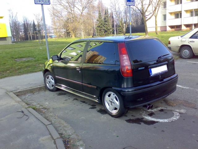 zatmavená okna