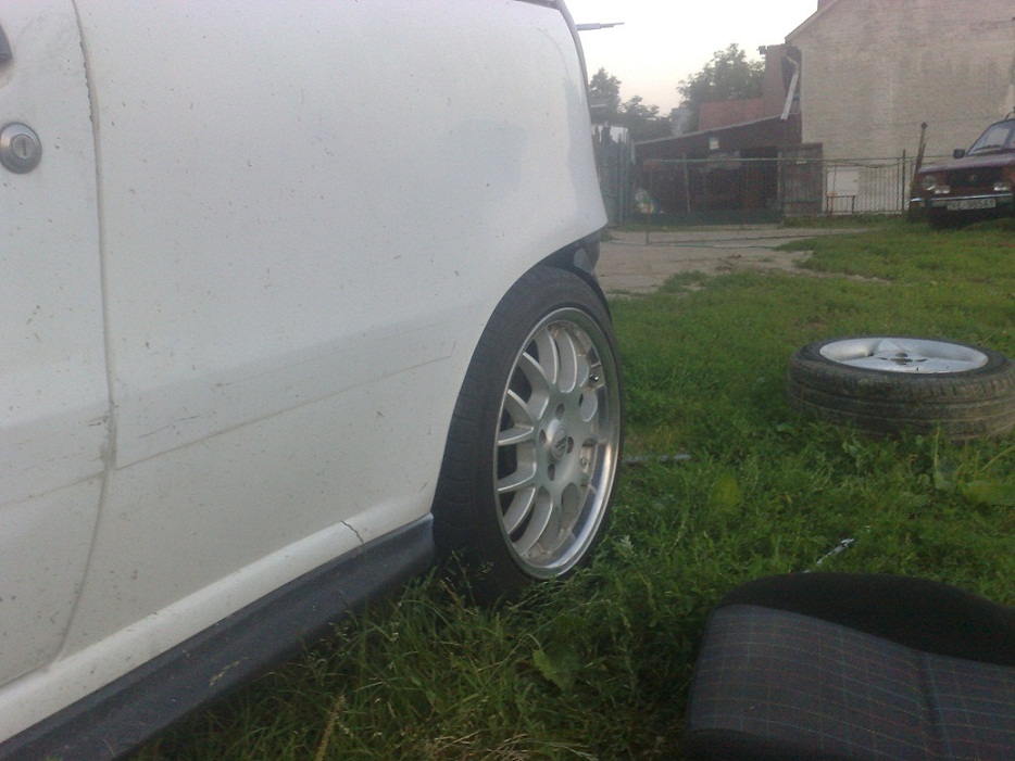 280720121094.jpg
